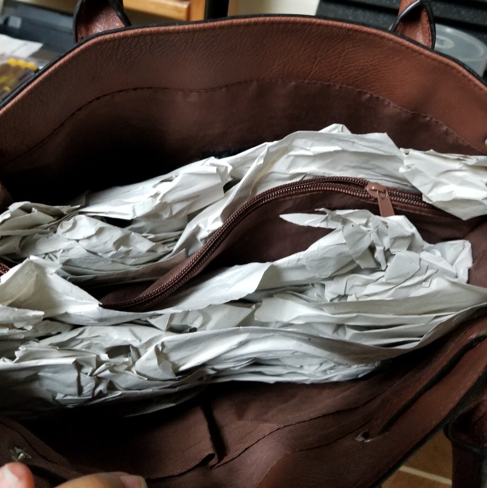 Handbag - Picture 3 of 3